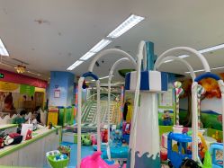 -孩子王(昆山招商花园城店)