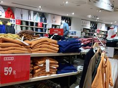 -优衣库(哈尔滨中央大街店)