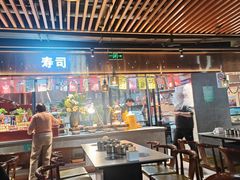 -遇上西雅图多融合海鲜自助餐厅(中房金谊广场店)