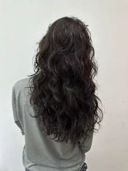 -首脑美发沙龙