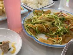 -一口猪海鲜浑锅·东北家常菜