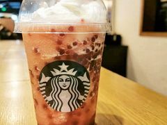 石榴爆爆星冰乐-星巴克(哈尔滨新一百店)