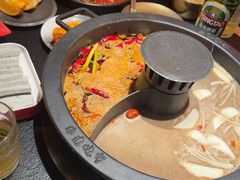 -晓宇重庆火锅(西安荟聚店)