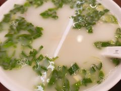本帮肚肺汤-三两春(浦三路店)