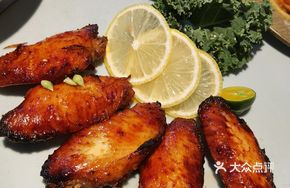 Lemon Roasted Chicken Wings