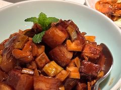 红烧肉炒笋丁-玫瑰厅上海菜(兴国路店)