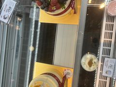 -花花卷卷·鲜食蛋糕(静安久光百货店)