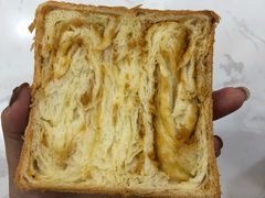 焦糖巴旦木吐司-爸爸糖吐司面包(大连高新锦辉商场店)