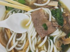 -鑫花溪牛肉米粉(凤凰街创始总店)