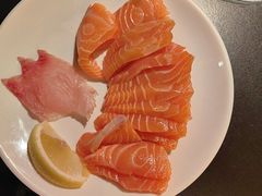 -钱小奴海鲜自助黑金店(杭州滨江龙湖店)