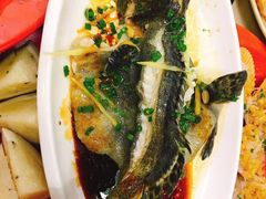 -小辣妹川味海鲜加工店(第一市场椰风巷店)