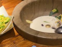 -滇香肴·云南菜蒸汽石锅鱼(云南北路店)