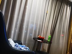 -上海虹桥西郊假日酒店