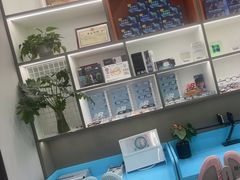 -镜客眼镜(浦江欢乐颂店)