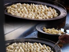 -黄阿姨锅贴大王(万航渡路店)