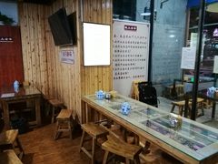 大堂-陇上全荟兰州传统牛肉面(延吉路店)