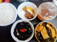 -老乡鸡(南京首创立方店)