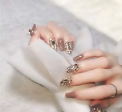 -悦指间美甲美睫