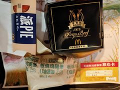 -麦当劳(汉口火车站候车室店)