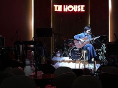 -TZ House音乐现场(来福士中心店)