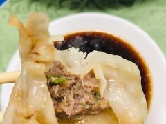 芹菜牛肉烧麦-国庆烧麦馆
