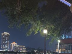 -离岸江景音乐酒馆