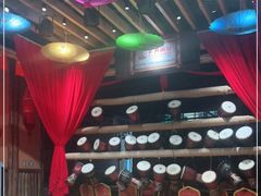 -老滇山寨•云南特色菜•地方菜•民族风情歌舞表演(金碧店)