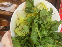-亮欢寨酸汤鱼(沙冲路店)