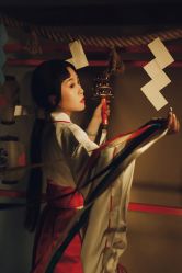 -持熹光年写真体验馆