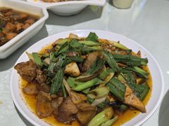 -华光驿站私房菜·黑金冠