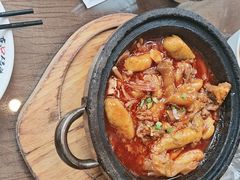 -东口码头·烧鸽子·鱼头泡饼·地方菜(金鹰悦城店)