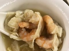 招牌鲜虾云吞面-新大咀港式茶餐厅(宝山万达店)