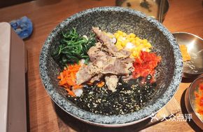 Stone Pot Beef Rice Bowl