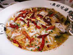 -江渔儿酸菜鱼·拔草餐厅(虎门君乐汇店)