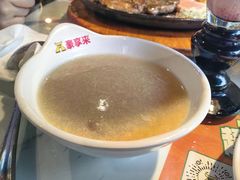 -豪享来中西餐厅(延安东路店)