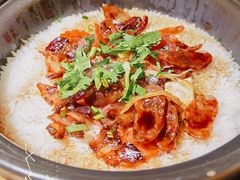 广式腊味煲仔饭-狐狸爱上椰子鸡(滨江星光大道店)