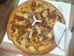 奥尔良烤鸡披萨-必胜客(璞丽中心店)