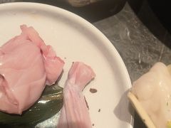 -牛YO寿喜烧·铁板烧和牛火锅自助(市府恒隆店)