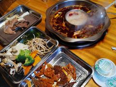 -好吃鬼高原牦牛杂火锅(古尔沟分店)