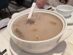 -港丽餐厅(高德置地店)