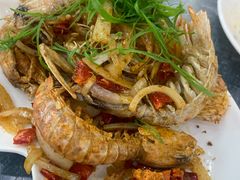 -覃记海鲜美食餐厅