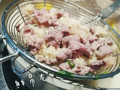 现切吊龙肉-为什么牛潮汕牛肉火锅(中信广场店)