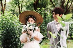 -雨墨婚纱摄影工作室