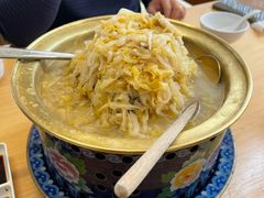 大骨头炖酸菜-关东小磨东北菜(上海长风大悦城店)