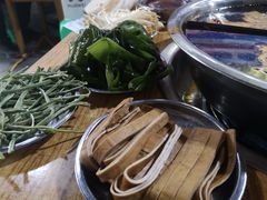 -渝味黄姐火锅(黄泥村店)