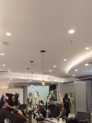 点击看大图 -八佰伴8008星级形象店