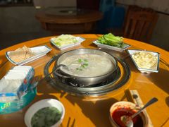 -黎老幺光雾山黄羊汤锅