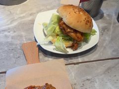 -必胜客(金鹰店)