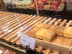 凤梨酥-昆明冠生园·蛋糕·面包(南强街店)