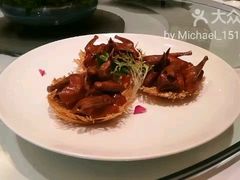 脆皮乳鸽-富淳饭店(陆家嘴保利广场店)
